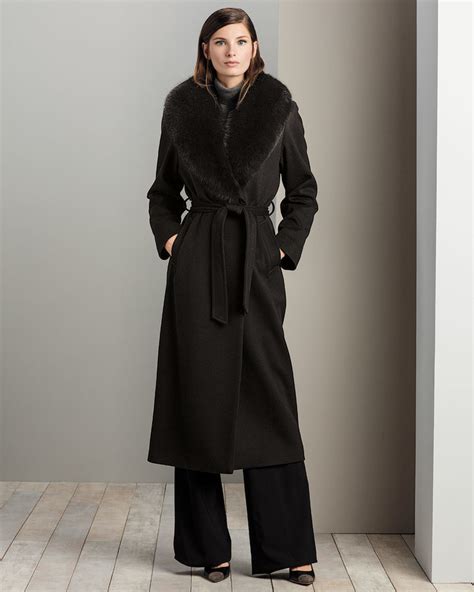 cashmere and fur coat - cashmere coat with fur collar.